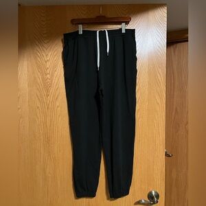 Vuori Women’s Black Jogger Pants